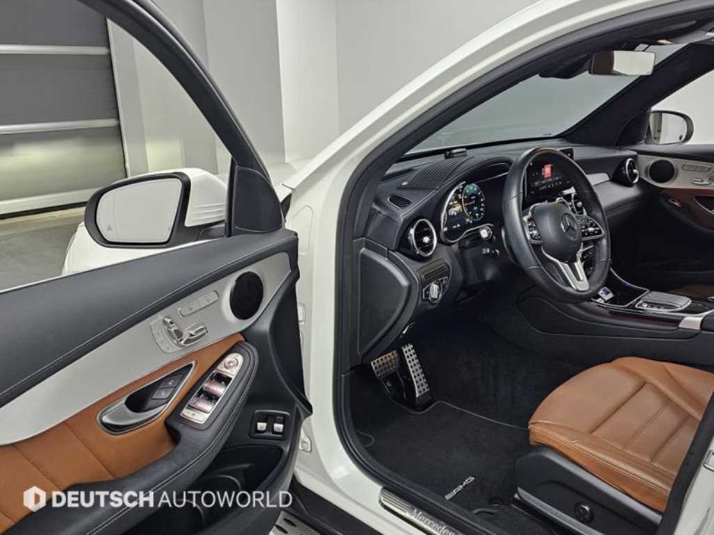 Mercedes Benz GLC Class - Vista 11