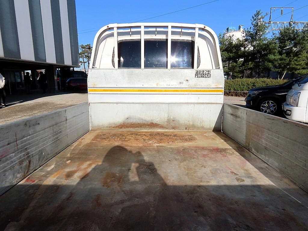 Small Truck Cargo (small) - Vista 5
