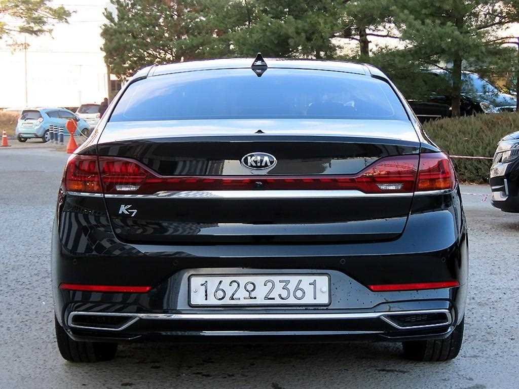 KIA K7 - Vista 4