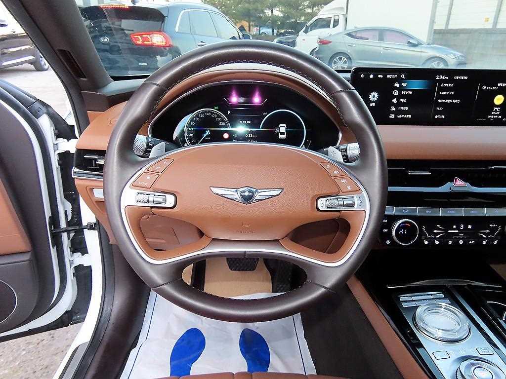 Genesis G80 - Vista 8