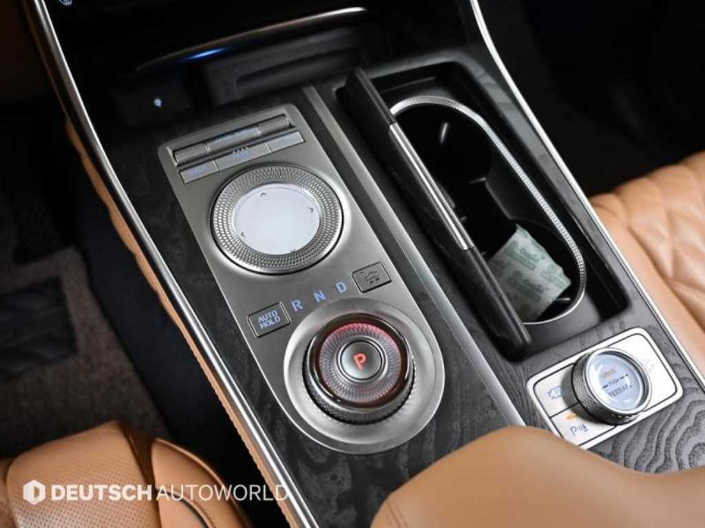 Genesis GV80 - Vista 9