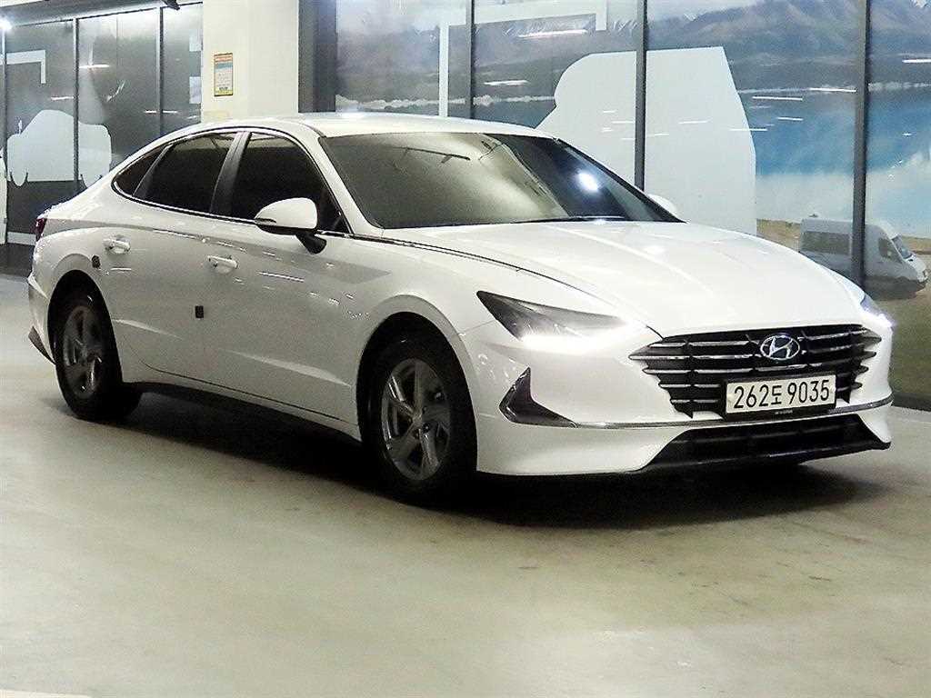 HYUNDAI Sonata 2023 Blanco - Importación desde Corea - HF Imports Iquique - Foto 1