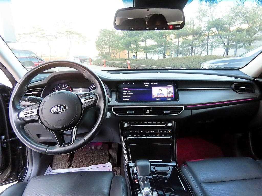 KIA K7 - Vista 7