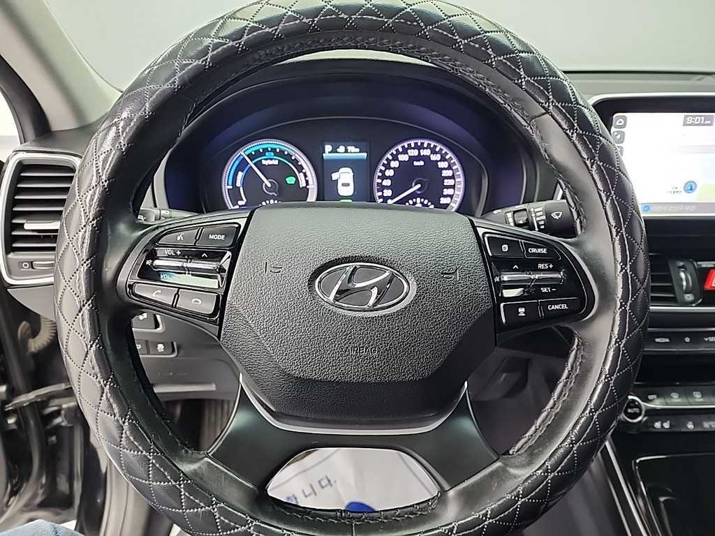 HYUNDAI Grandeur - Vista 9