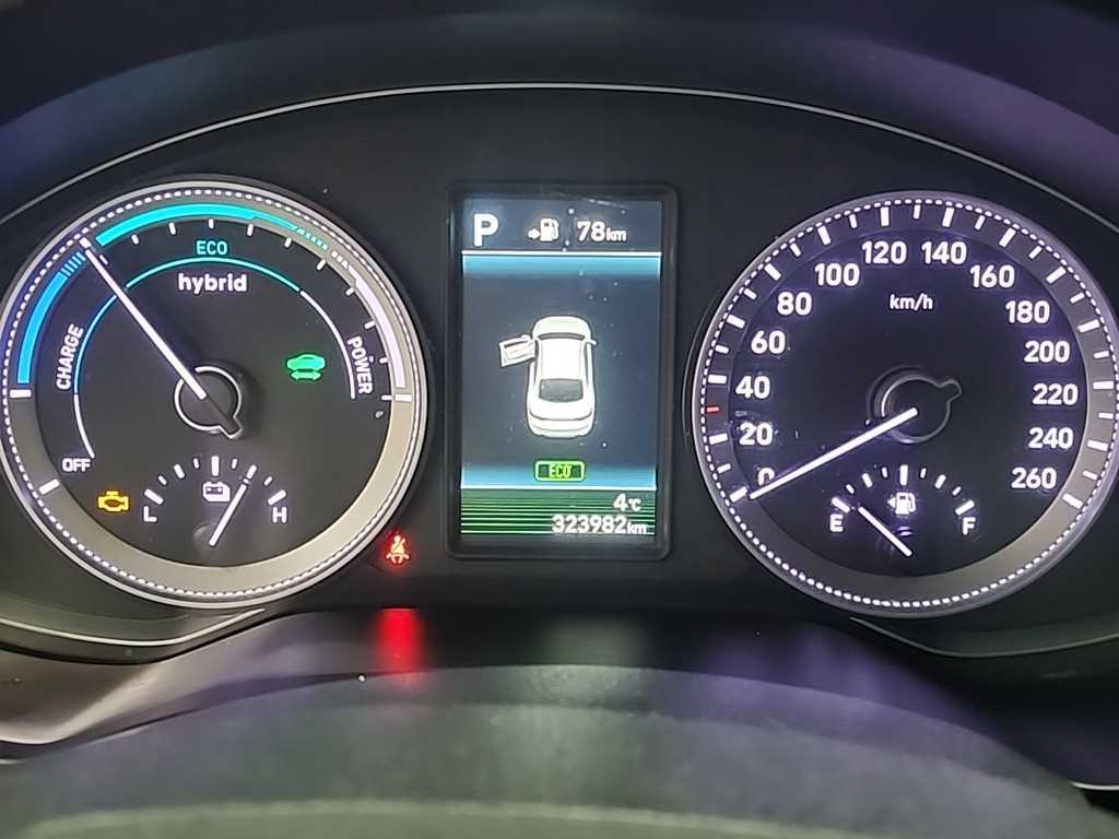 HYUNDAI Grandeur - Vista 6