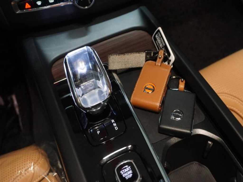 Volvo XC60 2024 Blanco - Importación desde Corea - HF Imports Iquique - Foto 13