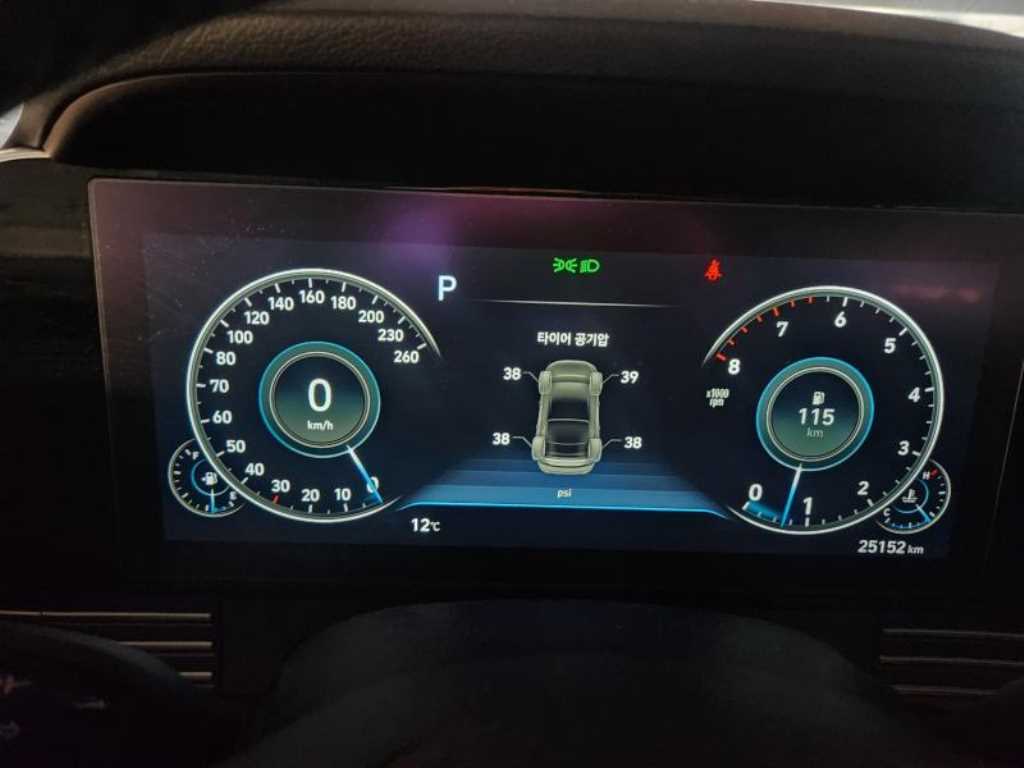 HYUNDAI Grandeur - Vista 3