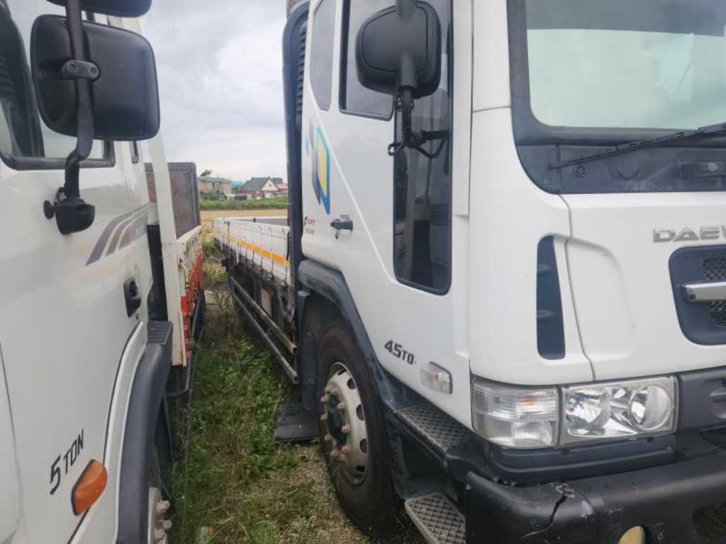 medium and large cargo Cargo - Vista 3