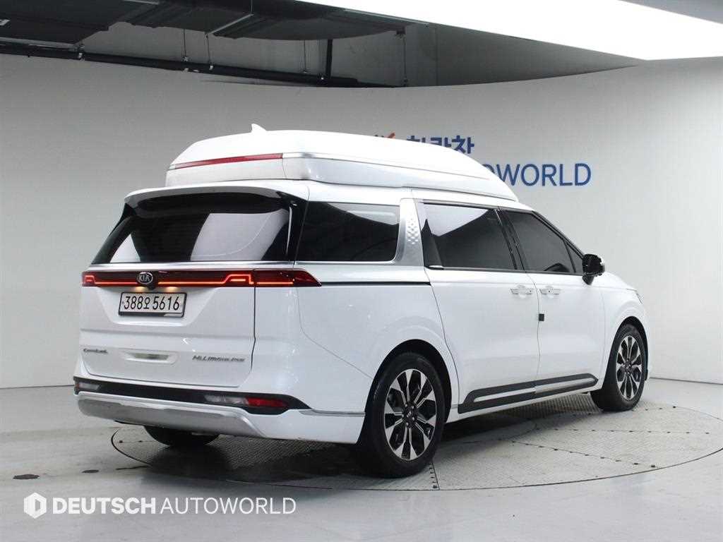 KIA Carnival - Vista 2