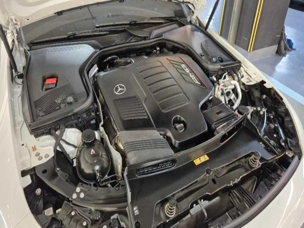 Mercedes Benz AMG GT - Vista 6