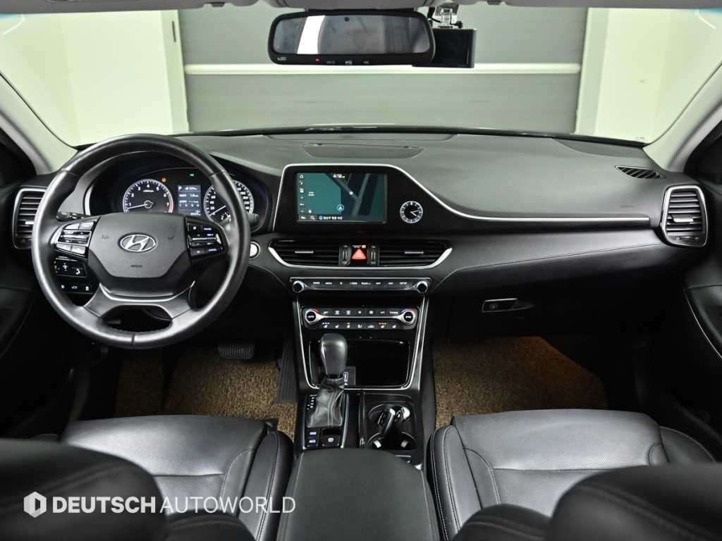 HYUNDAI Grandeur - Vista 7