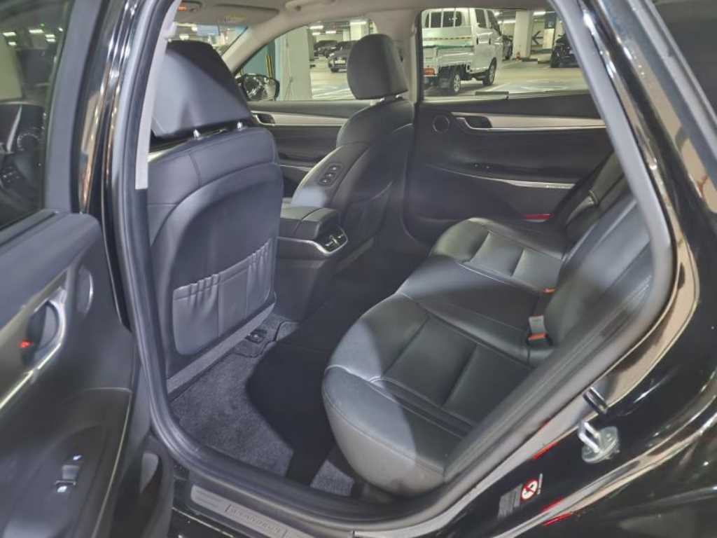 HYUNDAI Grandeur - Vista 9