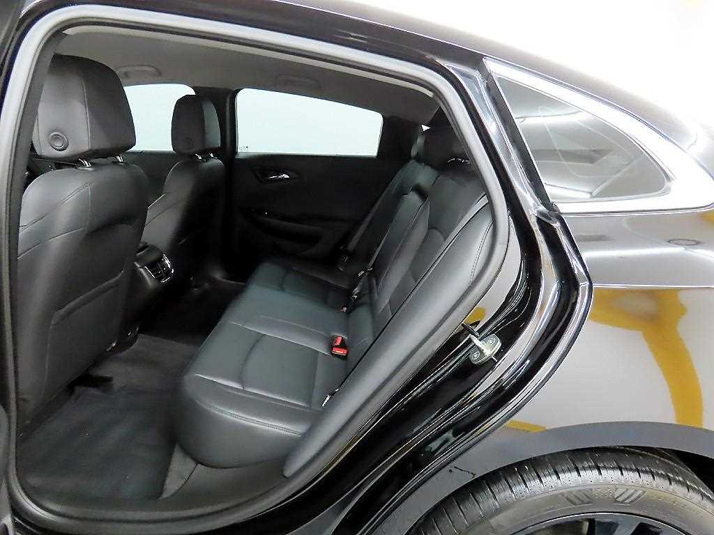 Chevrolet Malibu - Vista 6