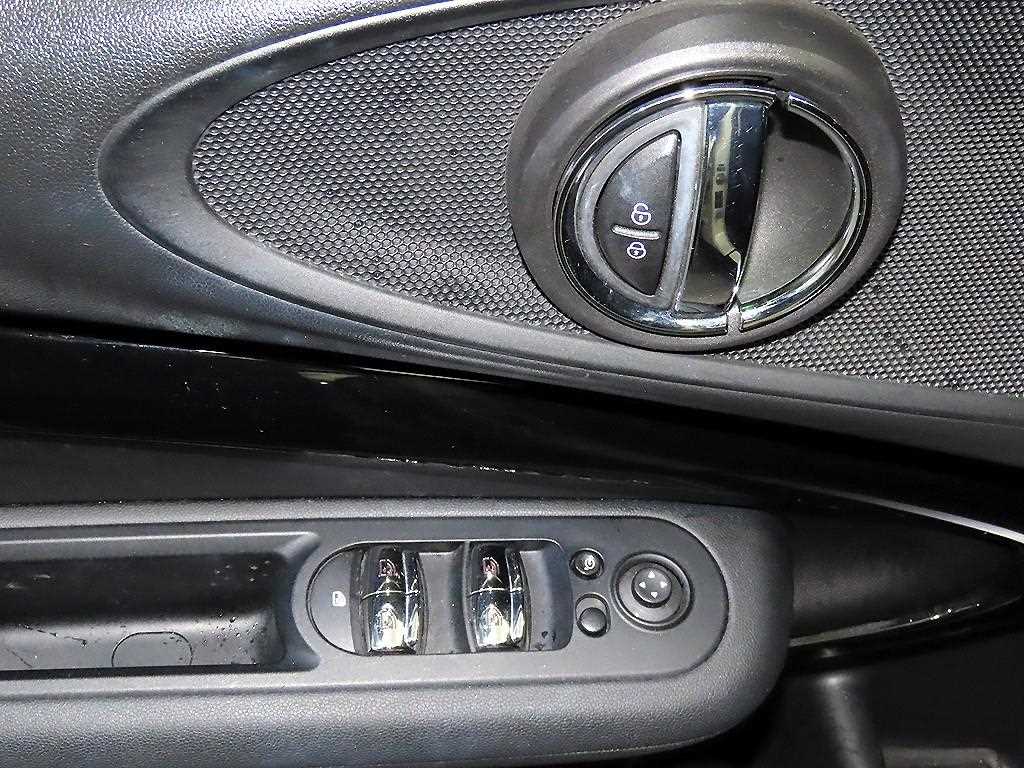 Mini Clubman 2016 Blanco - Importación desde Corea - HF Imports Iquique - Foto 13