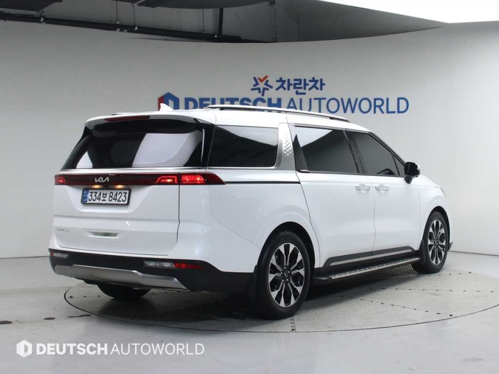 KIA Carnival - Vista 2