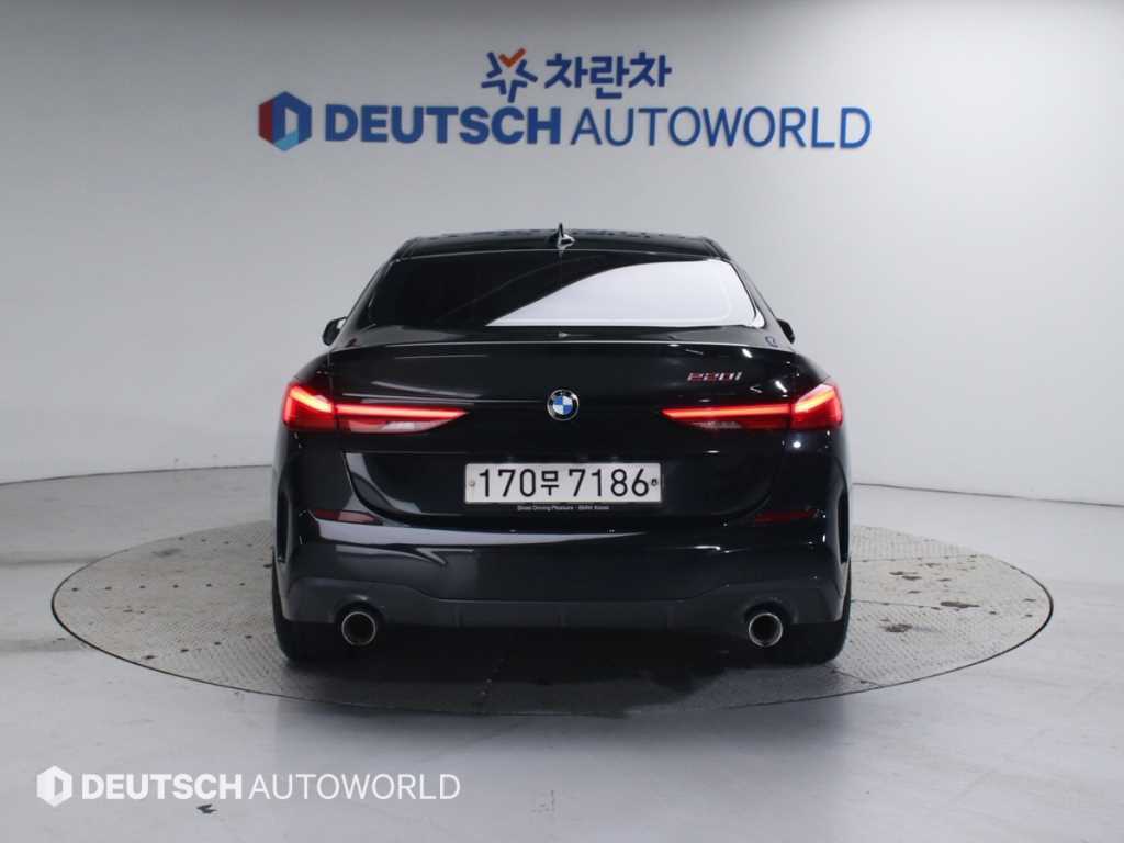 BMW 2 series - Vista 4