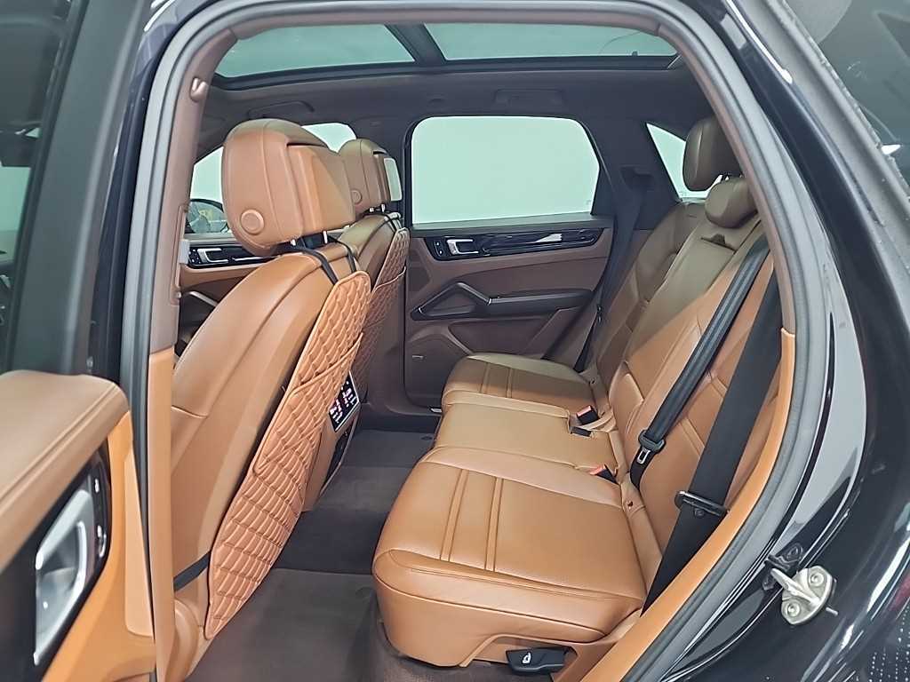 Porsche Cayenne - Vista 12