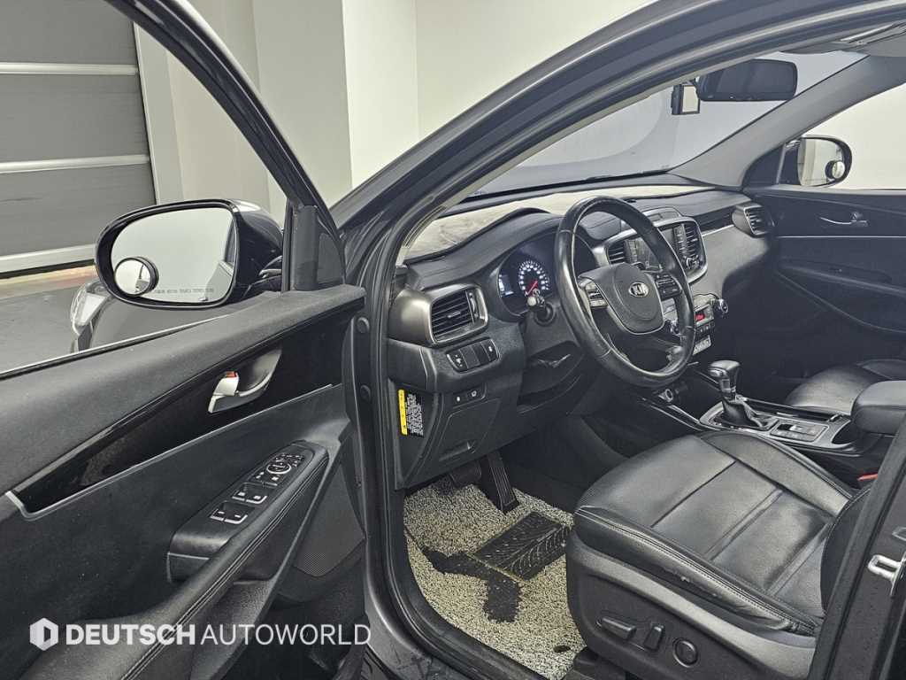 KIA Sorento - Vista 11