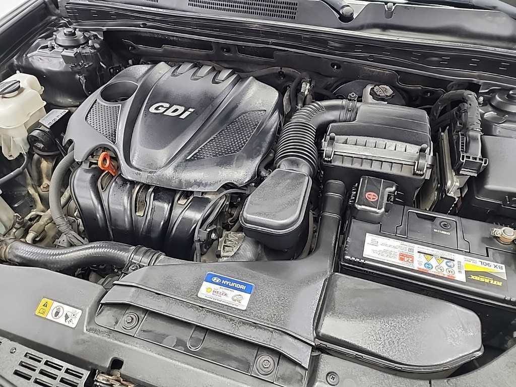 HYUNDAI Grandeur - Vista 5