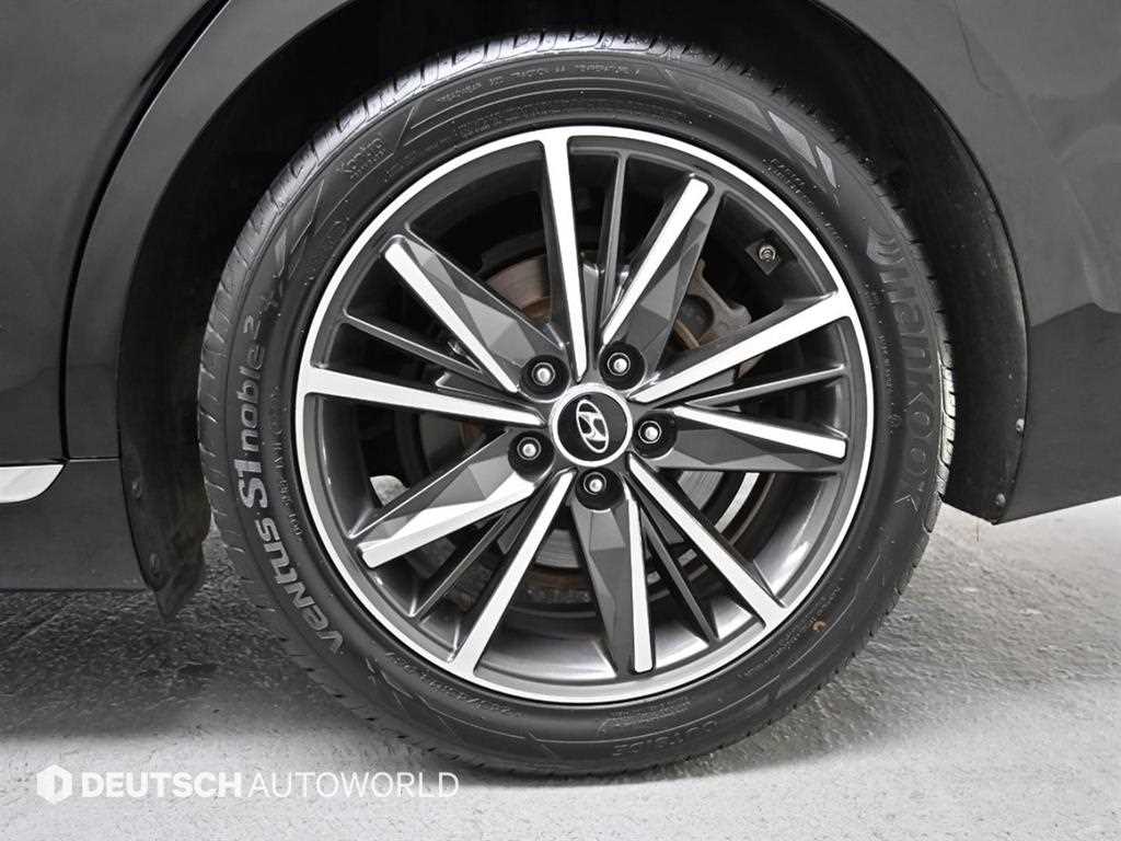 HYUNDAI Grandeur - Vista 5