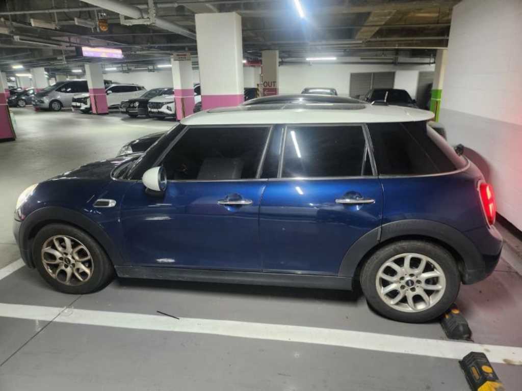 Mini Cooper - Vista 5