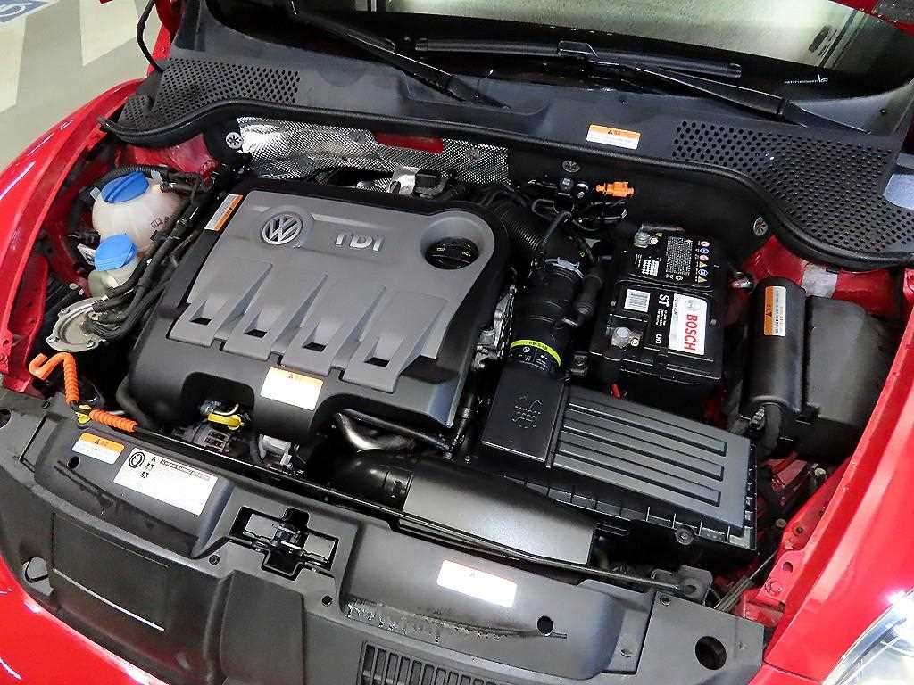 Volkswagen Beetle 2014 Rojo - Importación desde Corea - HF Imports Iquique - Foto 18