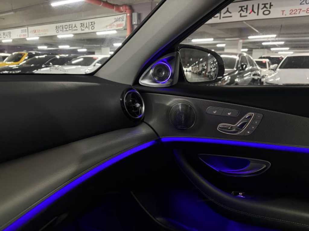 Mercedes Benz E class 2017 Blanco - Importación desde Corea - HF Imports Iquique - Foto 13