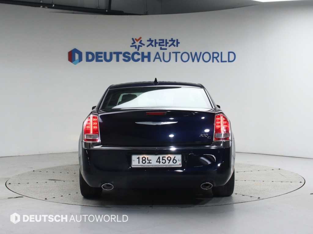 Chrysler 300C - Vista 4