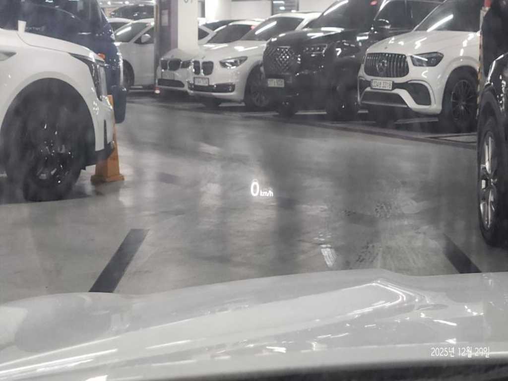 Genesis G70 - Vista 8