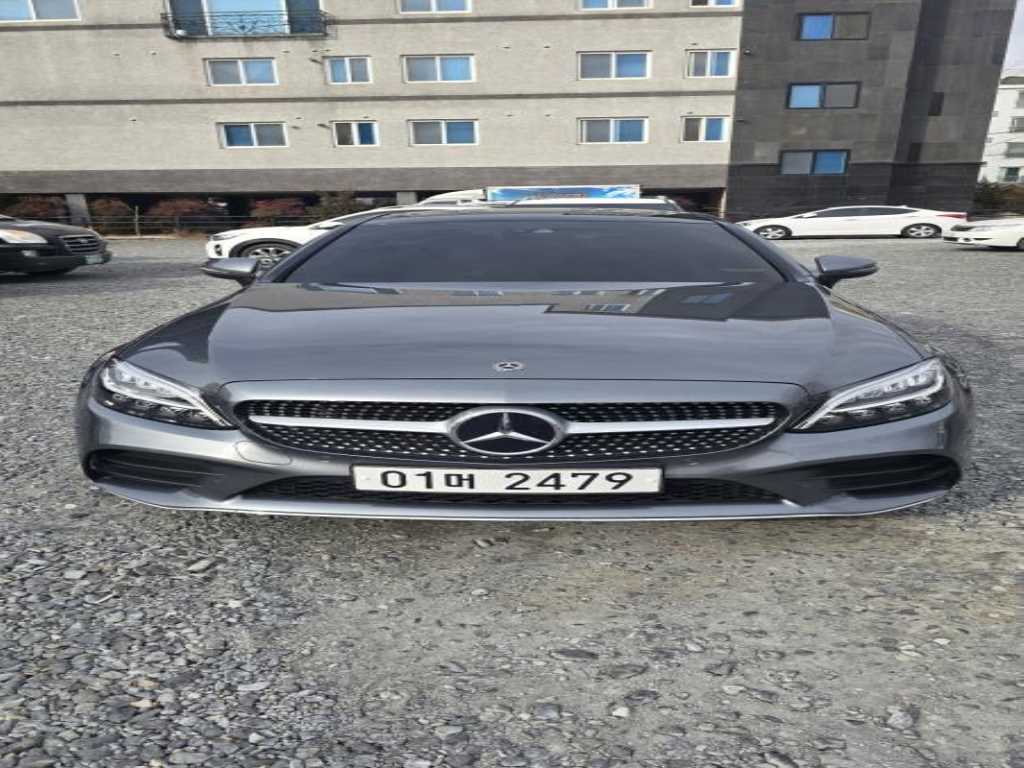 Mercedes Benz C Class - Vista 3