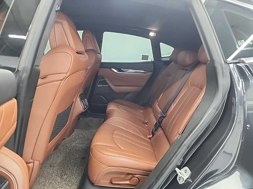 Maserati Levante - Vista 12