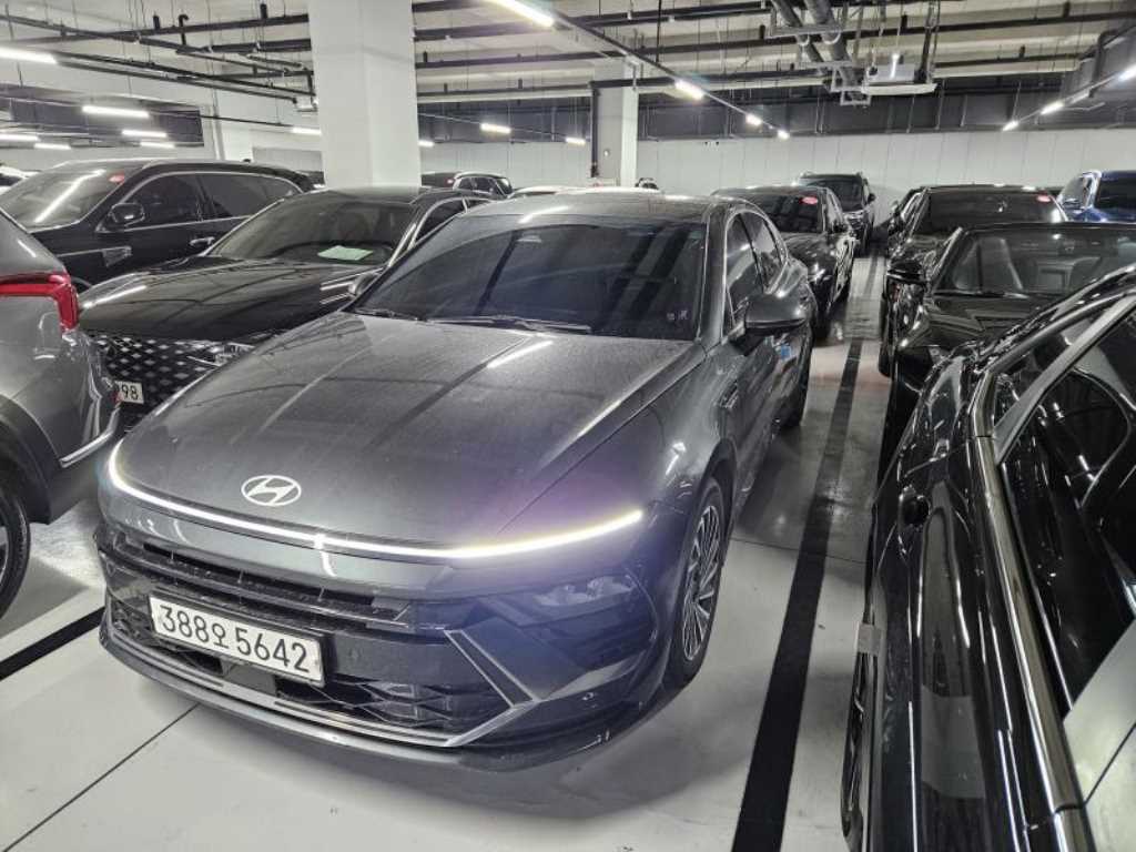 HYUNDAI Sonata - Vista 3