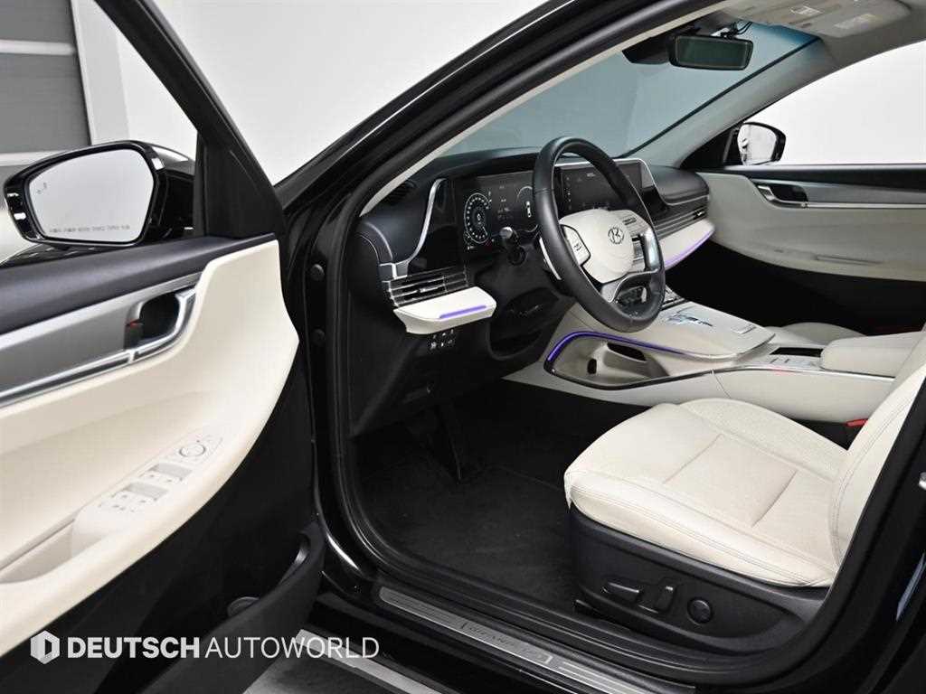 HYUNDAI Grandeur - Vista 11