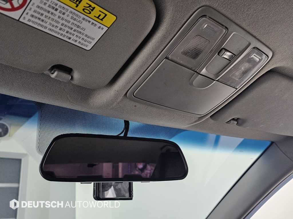 HYUNDAI Accent - Vista 8