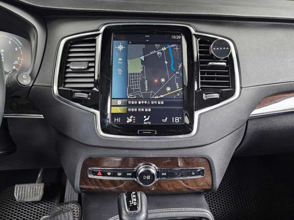 Volvo XC90 2017 Negro - Importación desde Corea - HF Imports Iquique - Foto 14