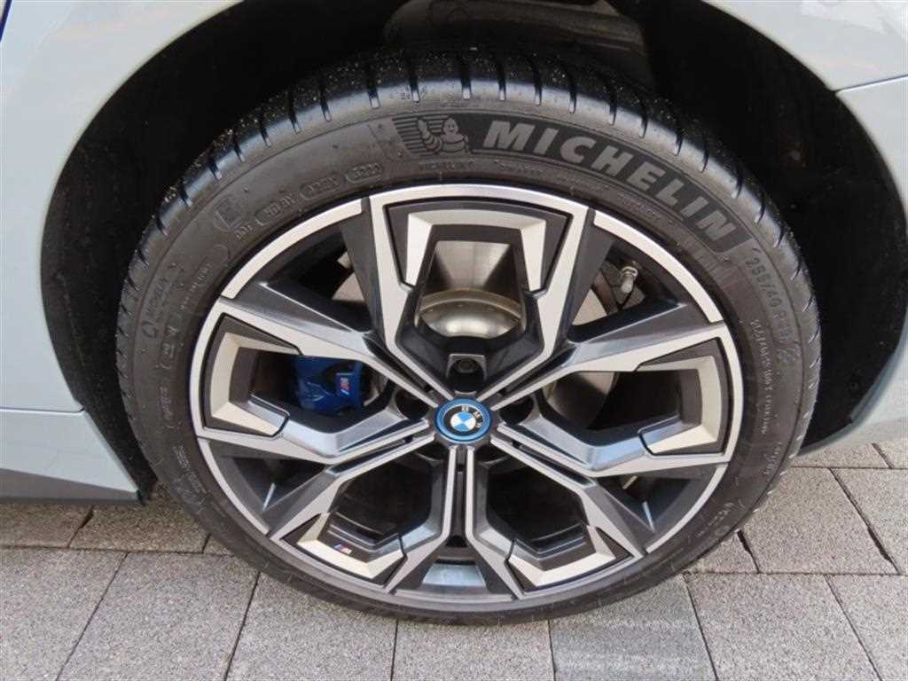 BMW i4 2023 Gris - Importación desde Corea - HF Imports Iquique - Foto 17