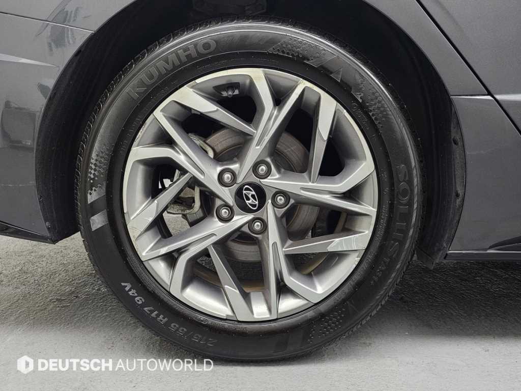 HYUNDAI Sonata - Vista 5