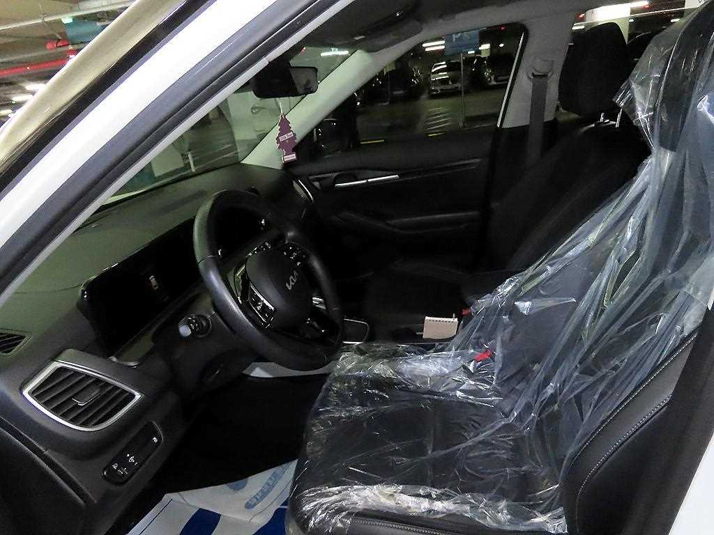 KIA Seltos - Vista 6