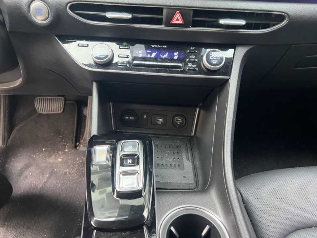 HYUNDAI Sonata - Vista 11