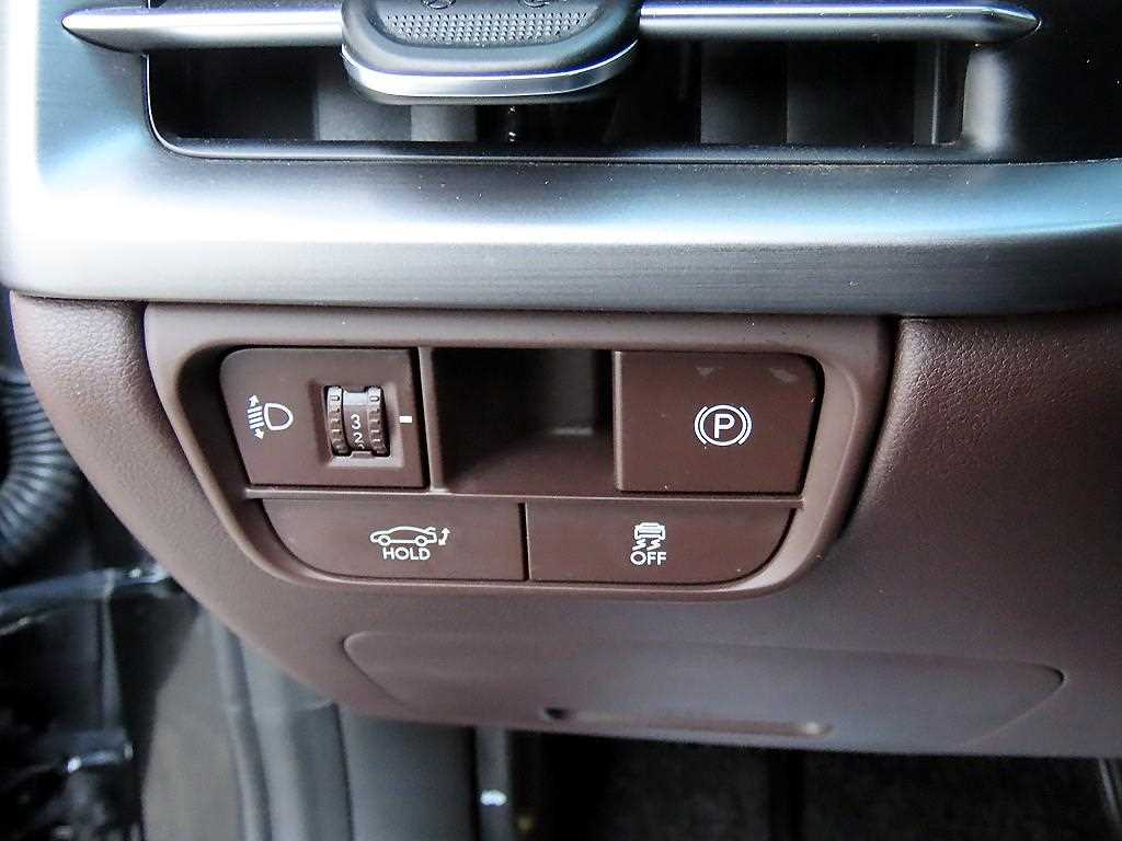 HYUNDAI Grandeur - Vista 12