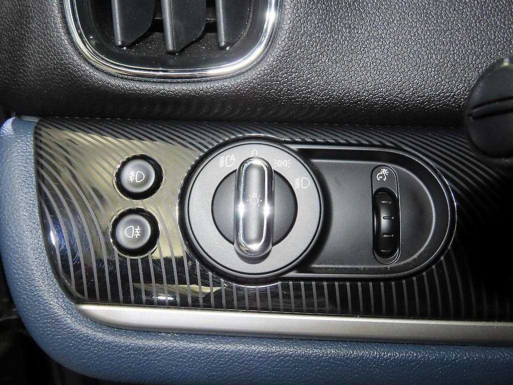 Mini Countryman 2023 Negro - Importación desde Corea - HF Imports Iquique - Foto 13