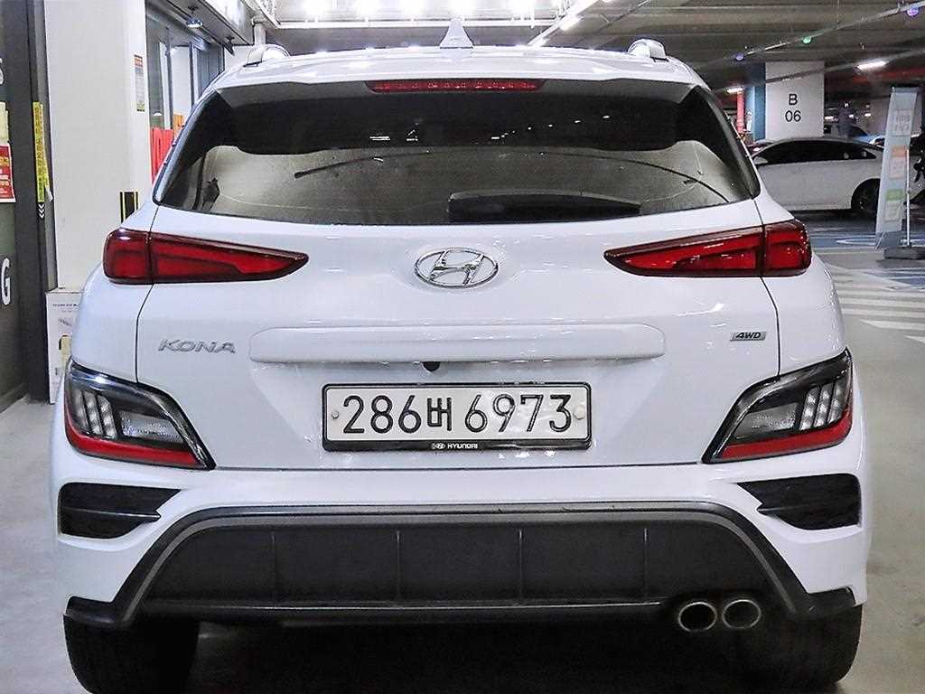 HYUNDAI Kona - Vista 5