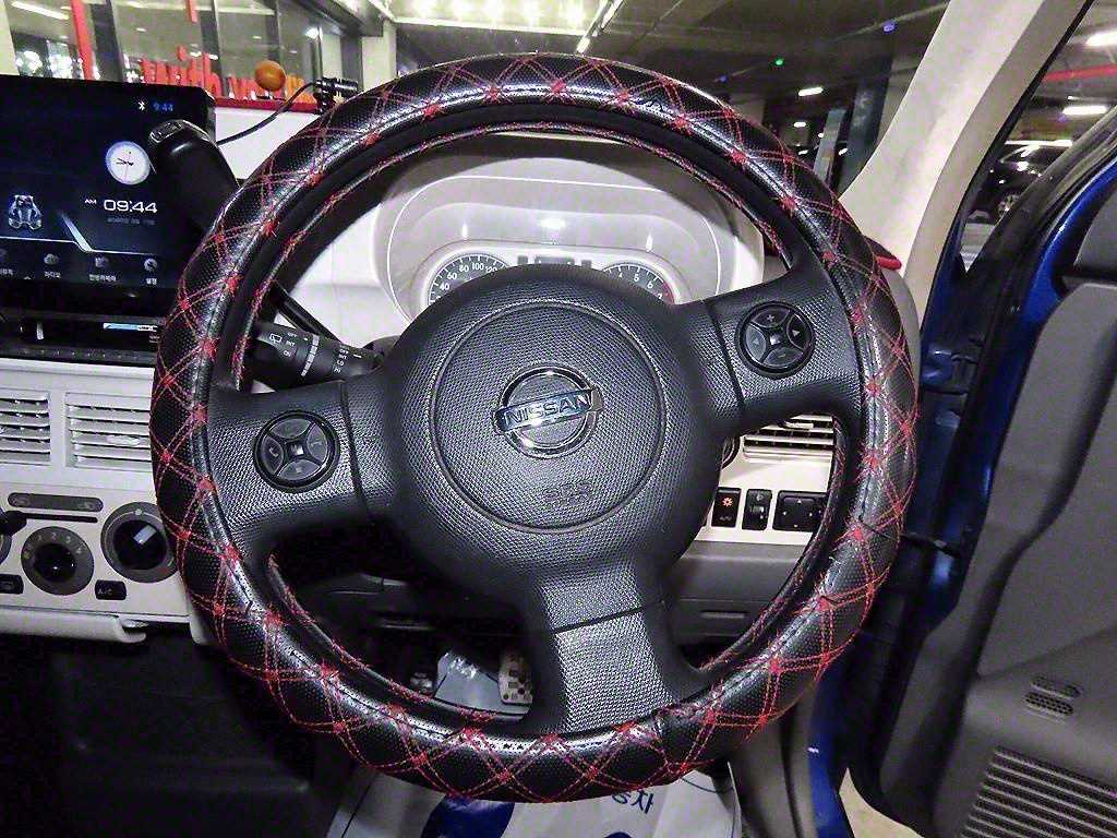 Nissan Cube - Vista 8