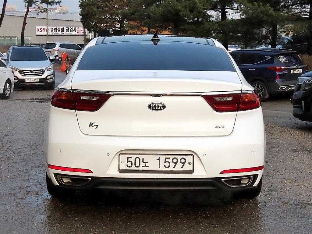 KIA K7 - Vista 4