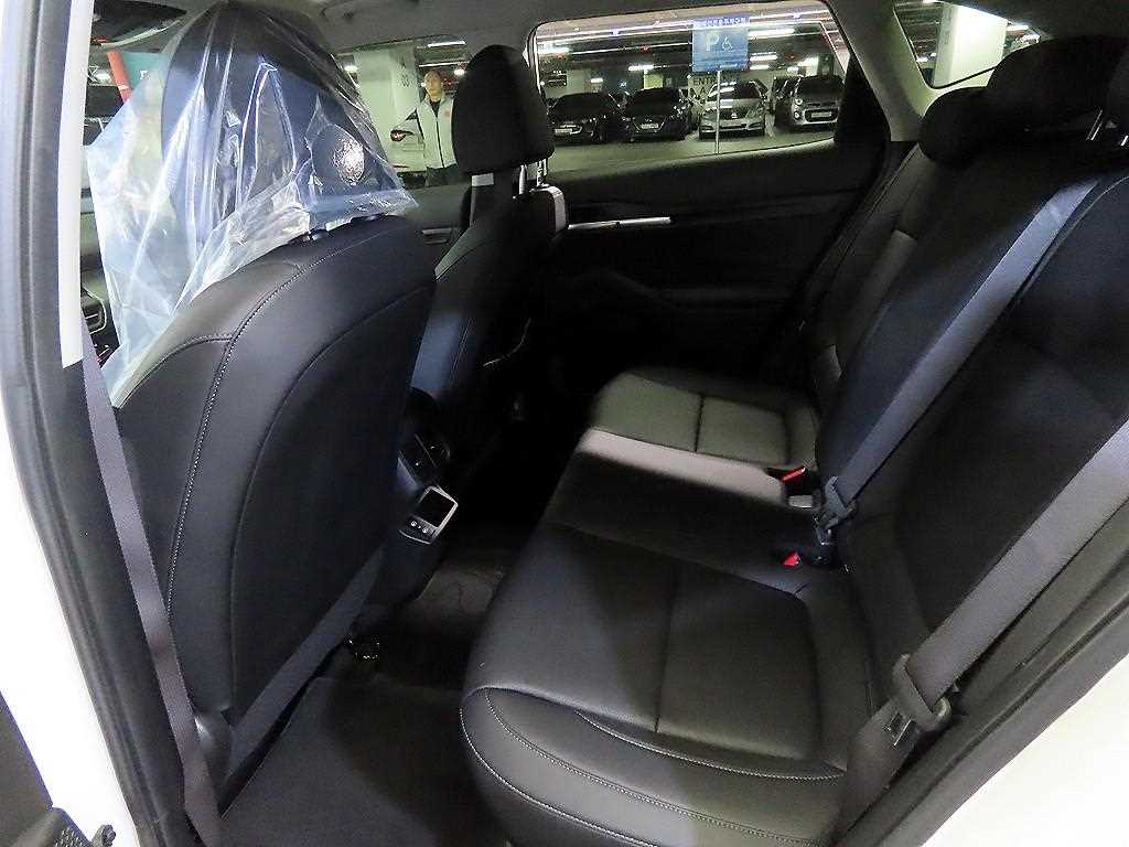 KIA Seltos - Vista 7