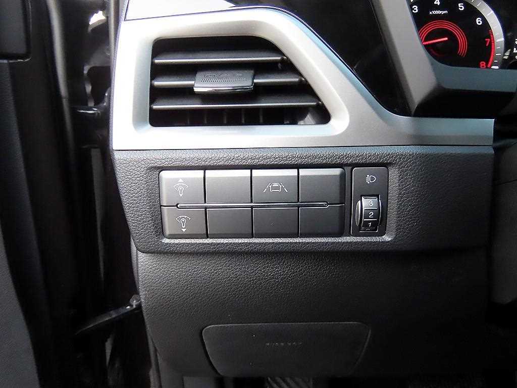 Ssangyong Korando - Vista 11