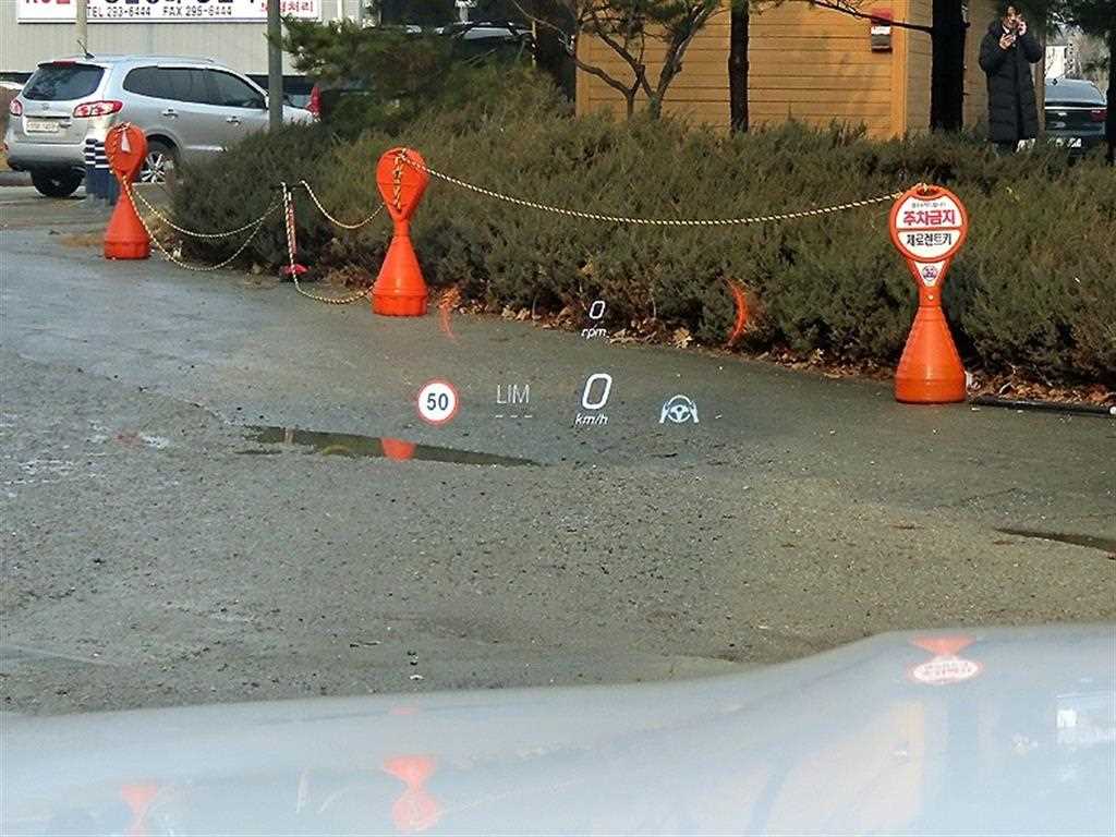 Mercedes Benz GLC Class - Vista 10