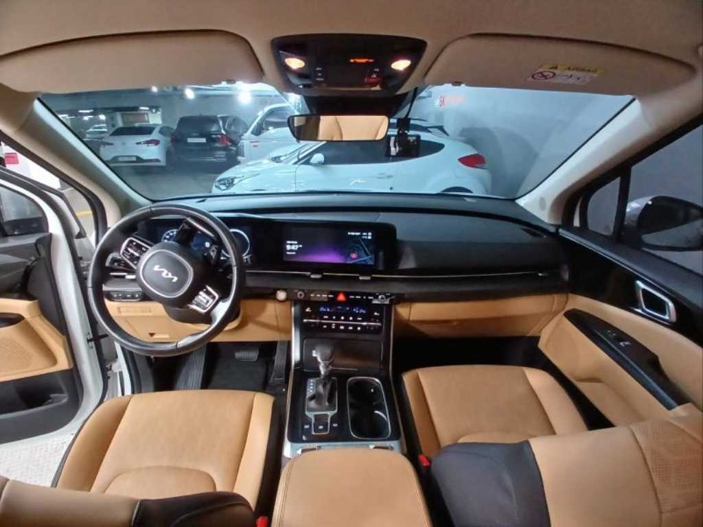 KIA Carnival - Vista 6