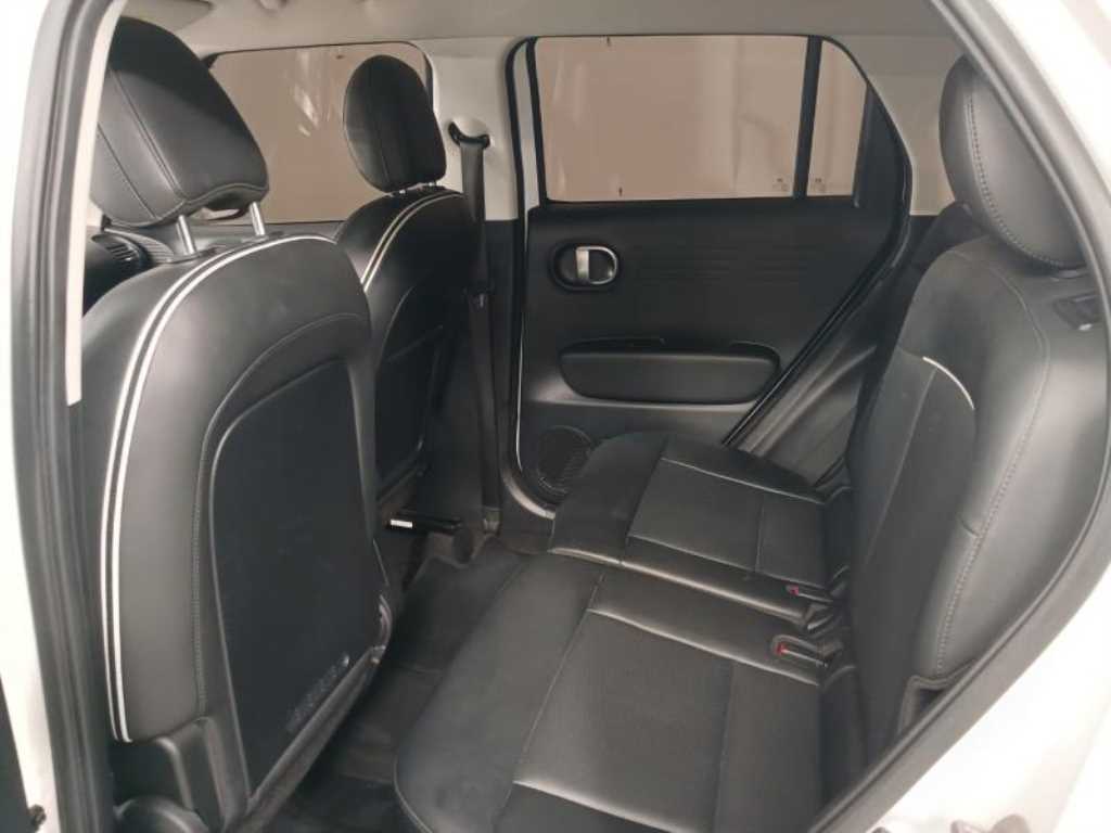 HYUNDAI Casper - Vista 8