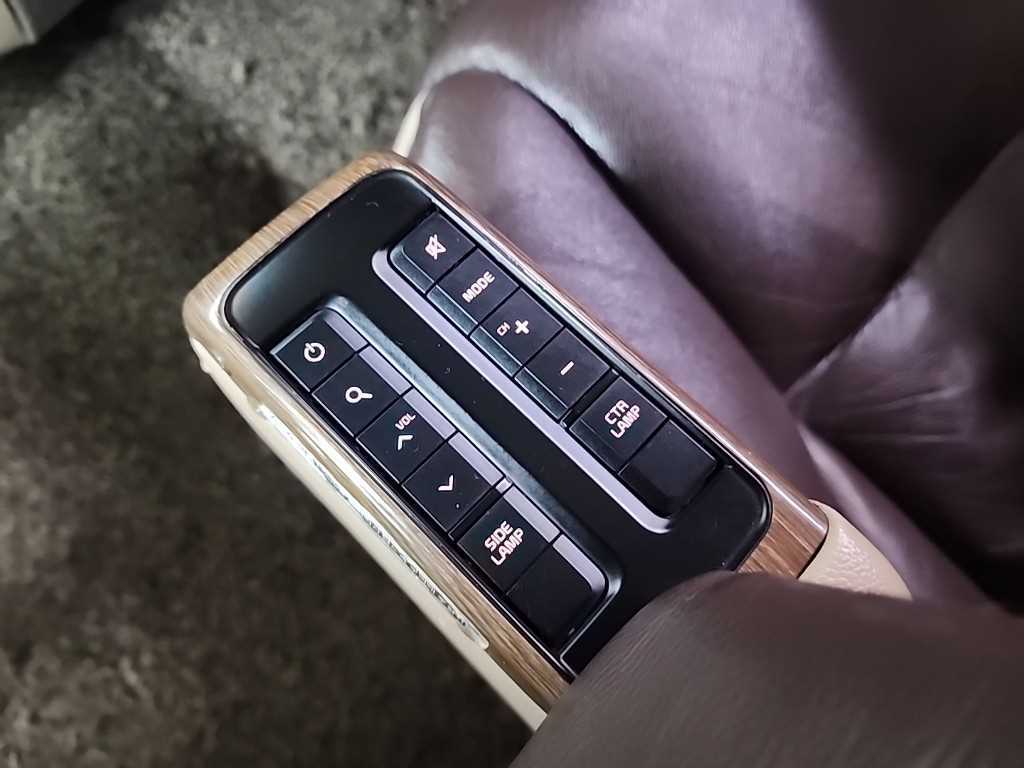 KIA Carnival 2015 - Importación desde Corea - HF Imports Iquique - Foto 14